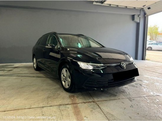 Volkswagen Golf Life 2.0 TDI 85kW (115CV) Variant - Vigo