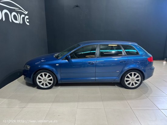 Audi A3 Sportback 2.0 FSI Ambition - Sada