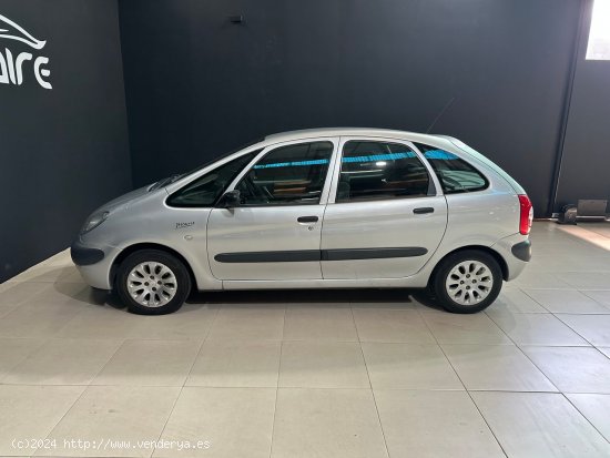 Citroën Xsara Picasso 2.0 HDI SX - Sada