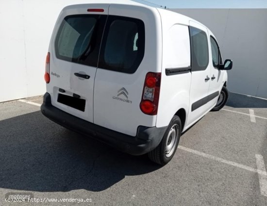 Citroen Berlingo 1.6 BlueHDi de 2017 con 120.000 Km por 7.190 EUR. en Girona