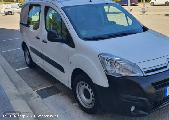 Citroen Berlingo 1.6 BlueHDi de 2017 con 120.000 Km por 7.190 EUR. en Girona