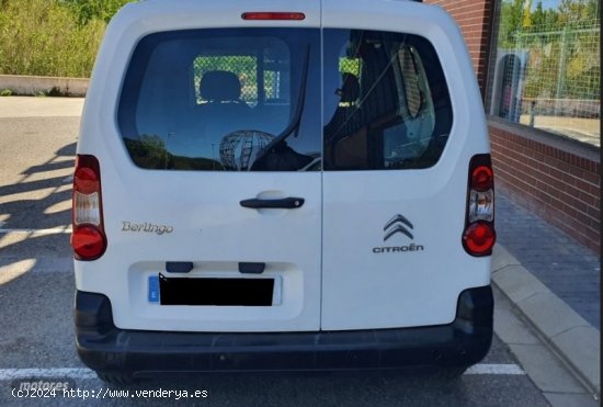 Citroen Berlingo 1.6 BlueHDi de 2017 con 120.000 Km por 7.190 EUR. en Girona