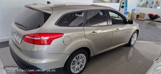 Ford Focus 1.5 TDCI 120 de 2016 con 100.000 Km por 9.800 EUR. en Caceres