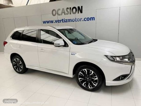 Mitsubishi Outlander PHEV Kaiteki 4WD de 2018 con 36.000 Km por 27.700 EUR. en Guipuzcoa