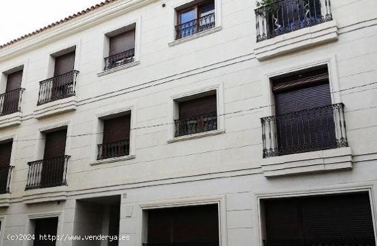 Plaza de garaje en el centro - ALICANTE