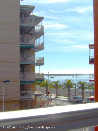 PISO DE 3 DORMITORIOS EN UN EDIFICIO DE PRIMERA LINEA DE PLAYA - MURCIA