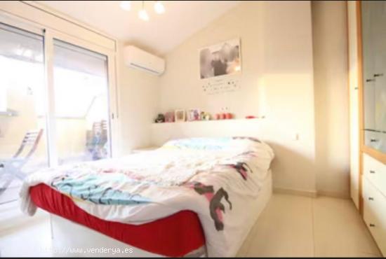 Bonito duplex en zona Estatut - BARCELONA