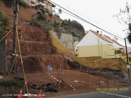 Parcela Urbana de 500 m2 con proyecto para Chalet de dos plantas más garaje - LAS PALMAS