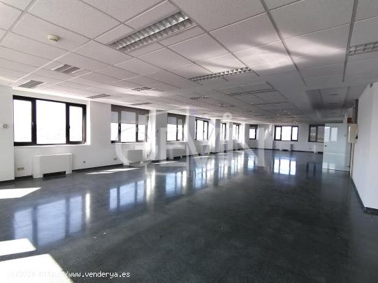 OFICINAS EN ALQUILER EN SANTA PERPETUA DE MOGODA - BARCELONA