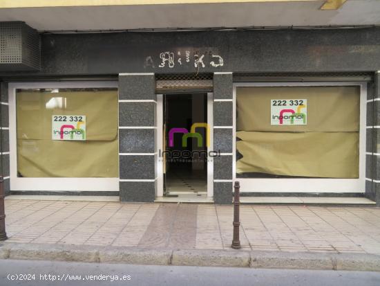  ¡LOCAL COMERCIAL EN ALQUILER EN PLENO CENTRO! - BADAJOZ 