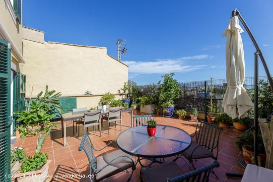 Adosado reformado con terraza en El Molinar - BALEARES