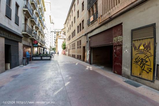 Plaza de garaje junto a Plaza Salamero y Cesar Augusto - ZARAGOZA