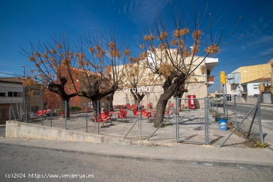 Excelente terreno urbano a tres calles - TARRAGONA