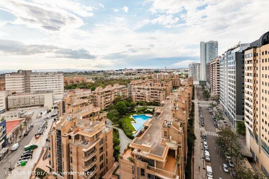 PISO EN ALQUILER EN CORTES VALENCIANAS - VALENCIA