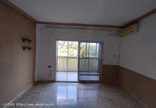 OPORTUNIDAD, SE VENDE PISO EN EL BARRIO PERAL - MURCIA