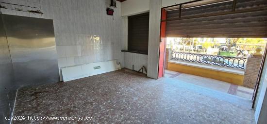 EN VENTA LOCAL ALHAURIN DE LA TORRE - MALAGA