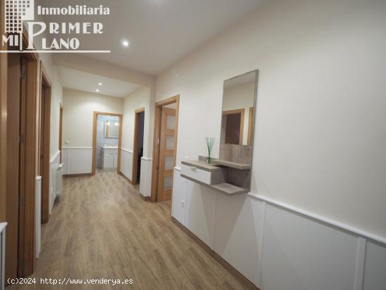 Casa de planta baja en esquina totalmente amueblada con 3 dormitorios,  Por 95.000 € - CIUDAD REAL