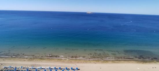 Apartamento en primera linea de playa Levante. con 3 hab. y 3 baños. - ALICANTE