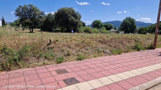 SOLAR DE 1100M2 EN CUBILLOS DEL SIL CON 20METROS DE FACHADA A CARRETERA - LEON