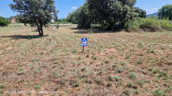 SOLAR DE 1100M2 EN CUBILLOS DEL SIL CON 20METROS DE FACHADA A CARRETERA - LEON