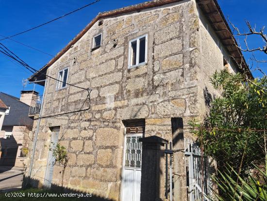 Casa de Piedra, para Reformar. Núcleo urbano. LOÑOA. PEREIRO AGUIAR. - ORENSE