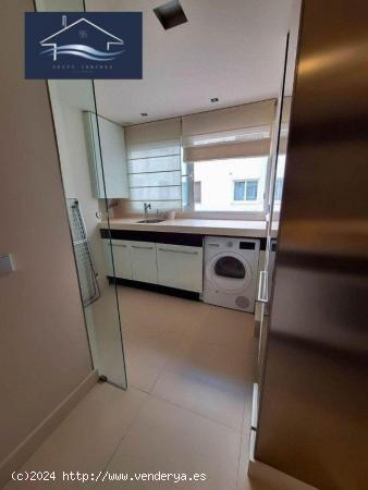 PISO EN VENTA EN PLENO CENTRO DE LA CIUDAD  DE ALICANTE - ALICANTE