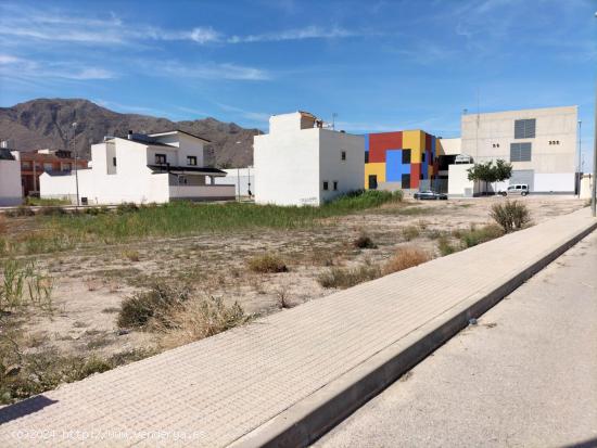  TERRENO URBANO EN ZONA AUDITORIO DE COX - ALICANTE 