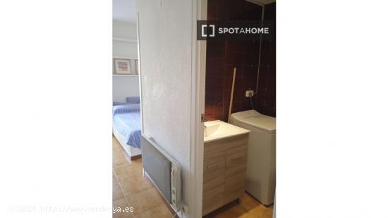 Apartamento entero de 1 dormitorio en Barcelona - BARCELONA