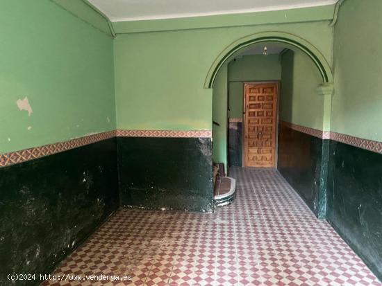 EN VENTA PISO CON BODEGA, TRASTERO Y SOLAR EN CALAMOCHA - TERUEL