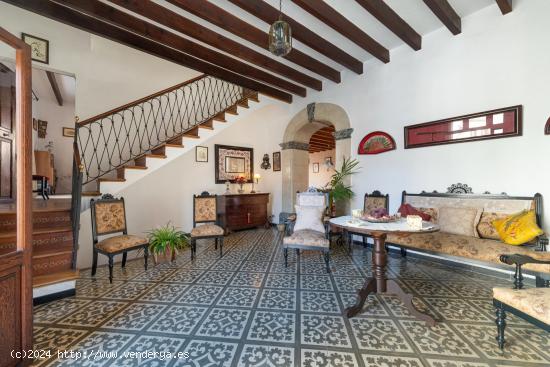 CASA SEÑORIAL EN BUGER - MANOR HOUSE IN BUGER - BALEARES