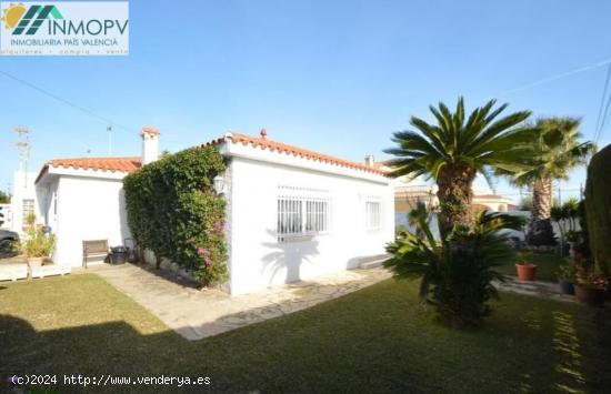 MUY BONITO CHALET EN LA COSTA NORTE DE VINARÓS - CASTELLON