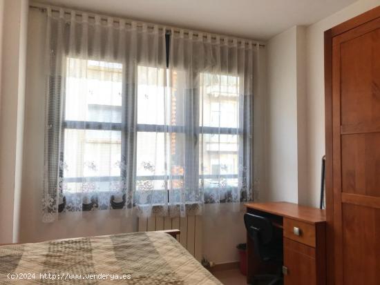 PISO EN VENTA, CALLE EMILIO GIMENO, 22 - ZARAGOZA