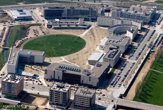 Local comercial en rentabilidad para negocio de ocio en Lleida