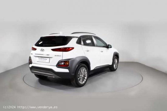 Hyundai Kona ( 1.6 TGDI Tecno Red DT 4x2 )  - Barcelona