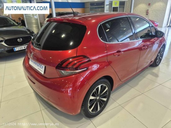 Peugeot 208 1.2 Puretech S&s Signature 82 - Villajoyosa