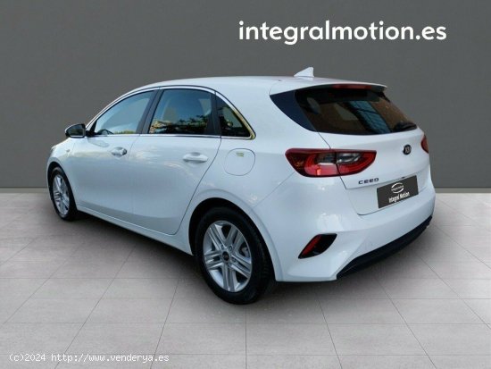 Kia Ceed 1.0 T-GDi 74kW (100CV) Drive - 