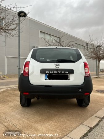 Dacia Duster 1.6 AMBIANCE de 2012 con 103.100 Km por 6.900 EUR. en Albacete