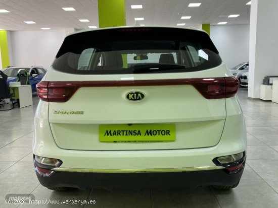 Kia Sportage Concept 4x2 1.6 GDI 131CV de 2022 con 36.000 Km por 19.800 EUR. en Malaga