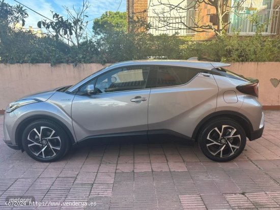  Toyota C-HR ADVANCE de 2021 con 20.847 Km por 26.000 EUR. en Barcelona 