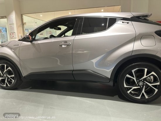 Toyota C-HR ADVANCE de 2021 con 20.847 Km por 26.000 EUR. en Barcelona