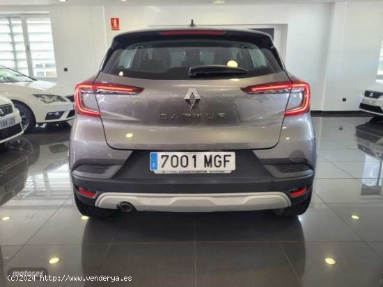 Renault Captur TCe Zen 67kW de 2021 con 51.000 Km por 18.900 EUR. en Madrid