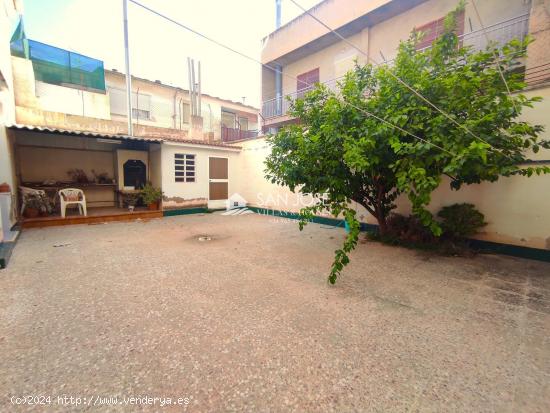  SE VENDE CASA EN NOVELDA EN ZONA EL SAGRADO. - ALICANTE 