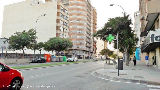 SE ALQUILA LOCAL DE ORIGEN/JUINTO A AGUAS DE ALICANTE - ALICANTE