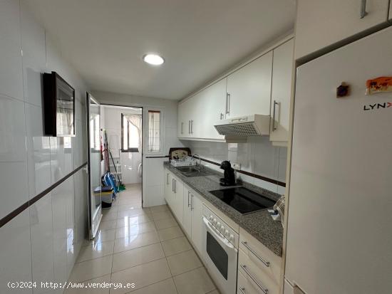 Apartamento con vistas al mar 2 Habitaciones y 2 baños - ALICANTE