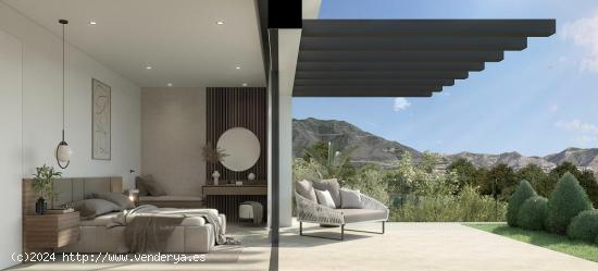 PARCELA CON PROYECTO VILLA LLAVE EN MANO - MALAGA