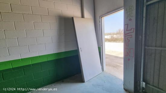 Nave industrial a la venta en Empresarium - ZARAGOZA