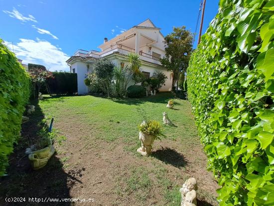 VENTA DE CENTRICA CASA PAREADA EN SEGUR DE CALAFELL - TARRAGONA