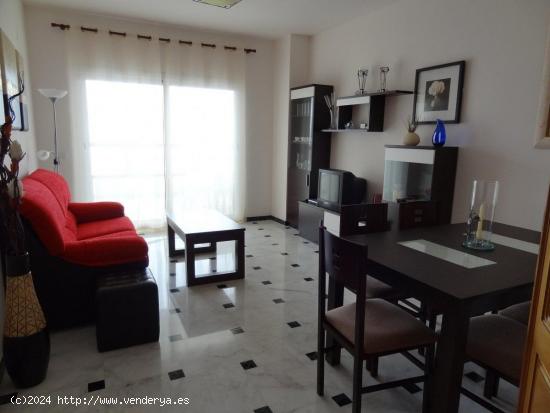 SE VENDE APARTAMENTO DE TRES DORMITORIOS EN CALA FINESTRAT - ALICANTE