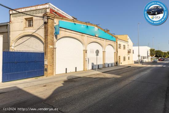 MAGNÍFICA NAVE CON SUELO URBANO EN ZONA ESTE - CADIZ