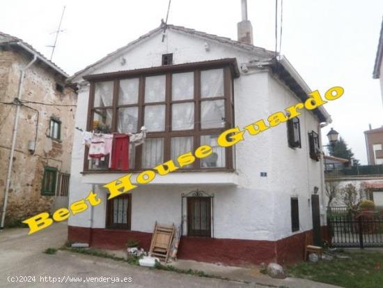  Casa de Pueblo en Barruelo de Santullán - PALENCIA 